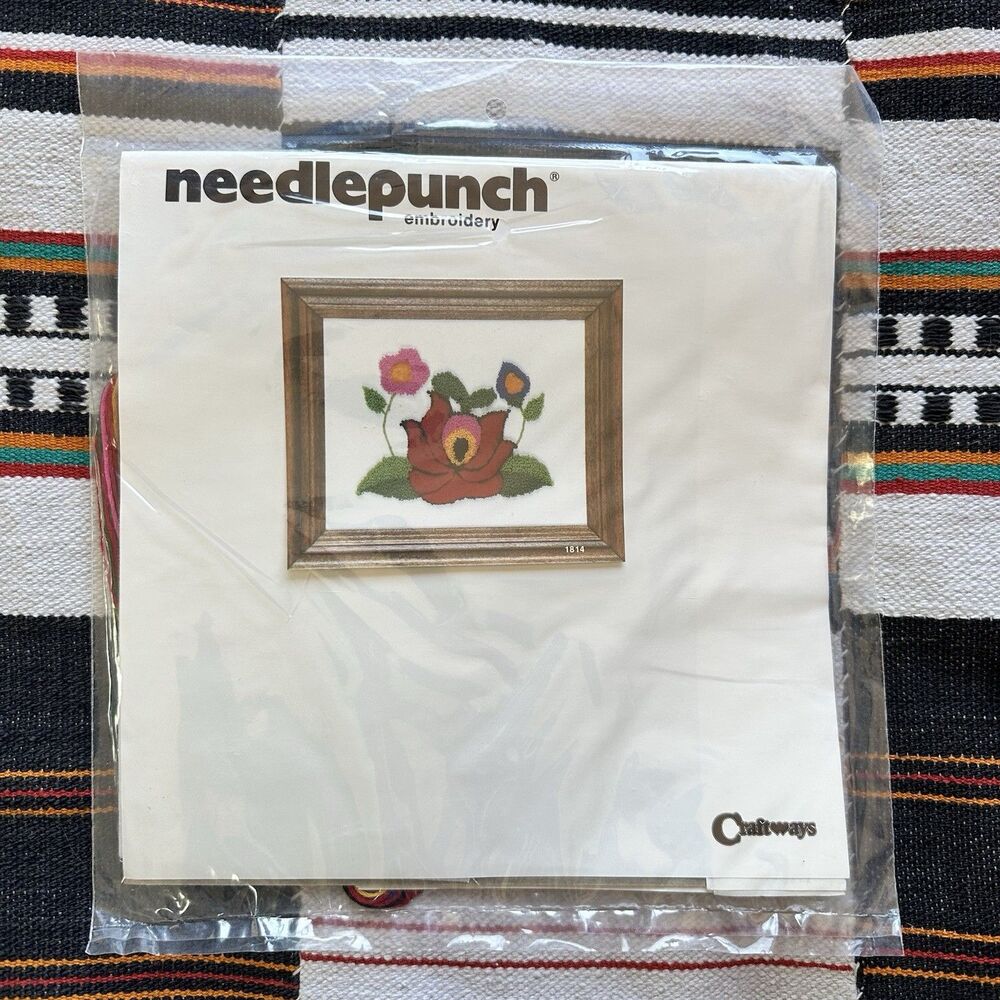 VTG NIP Needle Punch Embroidery Kit. Red Rose. USA. 1980. #1814. Karen Strauss.
